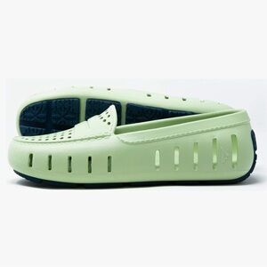Floafers Water Shoes Women’s 10 Posh Driver Waterproof Anti-Slip Light Green